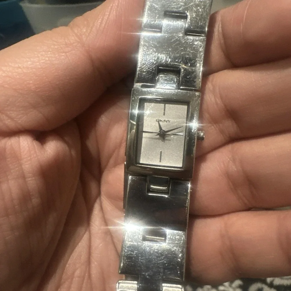 Working DKNY Women's Dainty Watch Steel Fancy Bracelet Rectangle‎ Dial 23mm 7.5